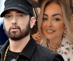 Eminem aravugwa mu rukundo n'umukobwa umwambika