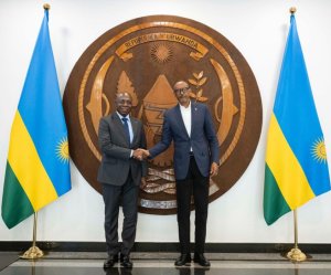 Perezida Kagame yakiriye ubutumwa bwaturutse kwa Lourenço 