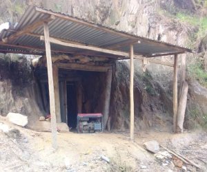 Abagabo babiri bagwiriwe n'ikirombe cy'amabuye y'agaciro