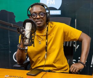 Jules Sentore yavuze inkomoko yo kwiyegurira injyana gakondo