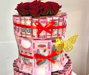 BNR yaburiye abakoresha inote bataka indabo