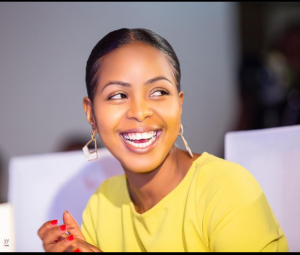 Umuramyi Anette Murava yahishuye ikigeragezo gikomeye yahuye nacyo nyuma yo gusohora indirimbo'Niho Nkiri'