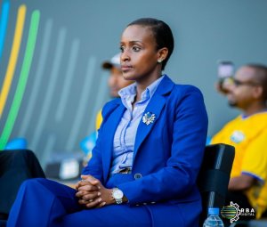 Ntabwo tuva mu ngamba ahubwo duhindura umuvuno! Minisitiri wa Siporo yahumurije abafana b'Amavubi