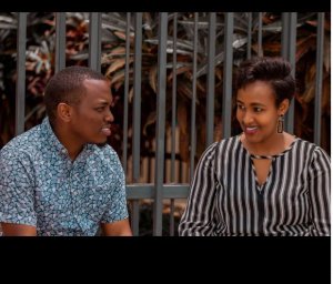 Mu magambo asize umunyu Tom Close yifurije isabukuru y'amavuko umugore we[AMOFOTO]