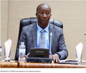 MININFRA-Kuzamuka kw'igiciro cya lisansi nta ngaruka zikomeye bizateza