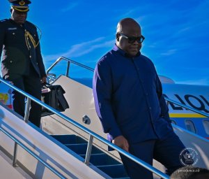 Kinshasa: Abakozi bashinjwa guheza indege ya Tshisekedi mu kirere bafunzwe