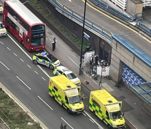 Umunyeshuri yishe umukobwa washakaga kumubuza guhohotera uwo bahoze bakundana 