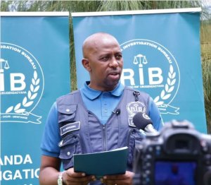 RIB Yafunze Yaka Mwana n'abandi bakoresha YouTube Mu Kuvuga Iby'Urukozasoni 