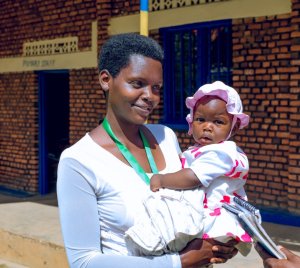Nyagatare: Umubyeyi w'abana 3 ugarutse mu ishuri ku myaka 31 yiyemeje kwiga, akaminuza