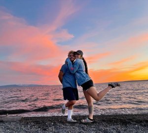 Yasabye umusore bahuriye kuri Tik Tok ko bashyingiranwa none babana muri Ambulance [AMAFOTO]