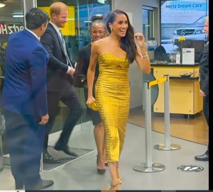 Prince Harry n'umugore we Meghan baraye barusimbutse mumvururu z'itangazamakuru