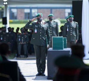 Perezida Kagame yazamuye mu ntera Col Patrick Karuretwa anamuha inshingano nshya