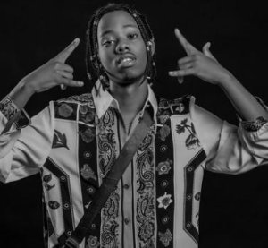 Afrique ari mu gahinda gakomeye ko kubura umuvandimwe we