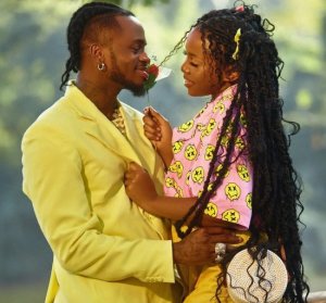 Mu magambo aryoheye amatwi Diamond yifurije isabukuri nziza Zuchu bari mu rukundo