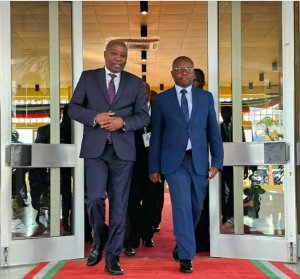 Minisitiri w'Intebe Dr. Ngirente yitabiriye inama ya 21 idasanzweze i Bujumbura