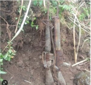 Rubavu :Umuturage yavumbuye intwaro bikekwa ko zahishwe n'abagizi banabi 