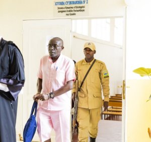 Ubushinjacyaha bwasabye Urukiko gufatira imitungo ya Dubai