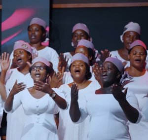 Korali Alliance ADEPR Gisenyi yakanguriye abantu kurushaho kwegera Imana [VIDEO]