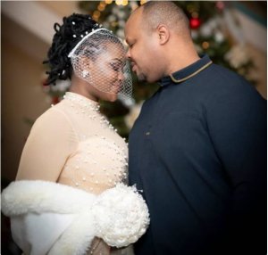 Nana wakinnye muri Citymaid yasezeranye n'umugabo we imbere y'amategeko