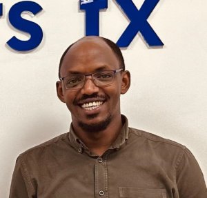 Manzi Davis ushinjwa uburiganya bwa miliyoni 10$ yavuze ko nta ndishyi akwiye kwishyura