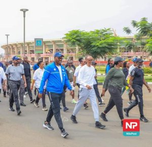 Perezida Kagame na Gen Muhoozi muri Siporo igamije kurwanya kanseri y'ibere (AMAFOTO)