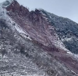 Abantu 47 bashyinguwe burundu n'umusozi ari bazima