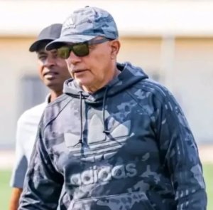 Umutoza wa APR FC yasabye imbabazi abafana