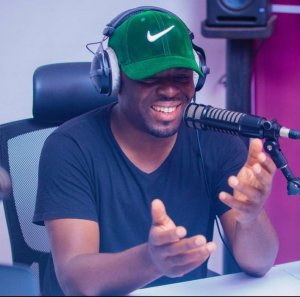 Uncle Austin yatandukanye na Power Fm yakoragaho