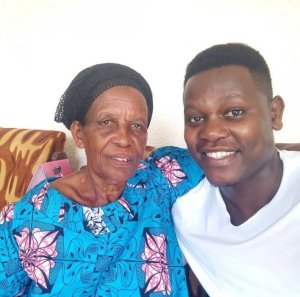 Bruce Melodie ari mu gahinda ko kubura Nyirakuru