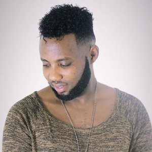 Ikiganiro-Kuki Umuhanzi Yverry yinjiye muri cinema? Agace kambere kasohotse