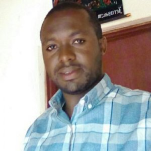 Nzabarushimana Eric wari Agronome w'umurenge yari kuri moto agongana n'igare ahita apfa