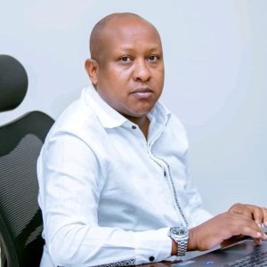 Muyoboke Alex yibukije abahanzi n'urubyiruko ko ari inshingano zabo zo kugaragaza ukuri kuri Jenoside yakorewe Abatutsi