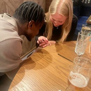 Rafael York yambitse impeta umukunzi we nawe ukina ruhago