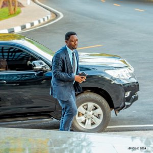 Dr Frank Habineza yashyikirije NEC ibyangombwa yaburaga ngo yemererwe kwiyamamaza