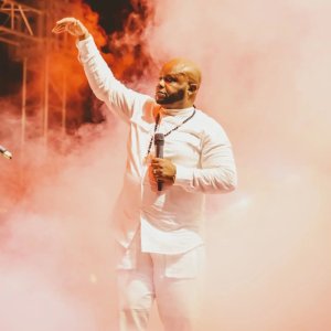 Kidum agiye gutaramira i Kigali mu gitaramo yatewe inkuga na SKOL