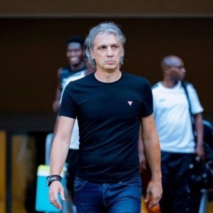 APR FC yatandukanye n'umutoza Darko Nović