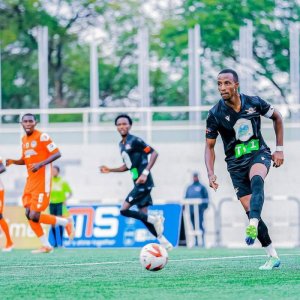Bayisenge Emery mu muryango winjira muri Rayon Sports?