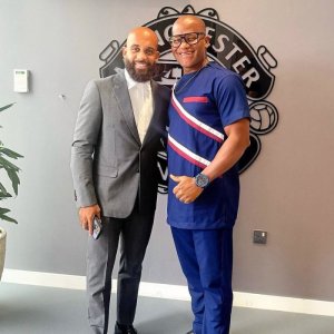Bryan Mbeumo yageze i Manchester, Ekitike...
