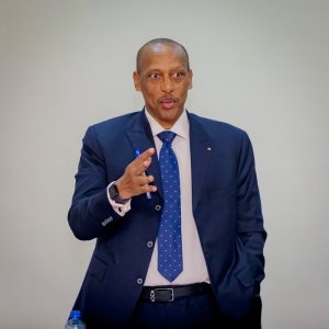 Général Patrick Nyamvumba yasabye Rayon Sports intsinzi imbere ya Singida