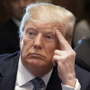 Trump yajyanwe mu nkiko 