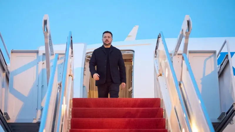 Zelensky ateganya kuganira cyane na Trump ku bijyanye no gushimangira ubwirinzi bwo mu kirere mu ruzinduko arimo i Washington.