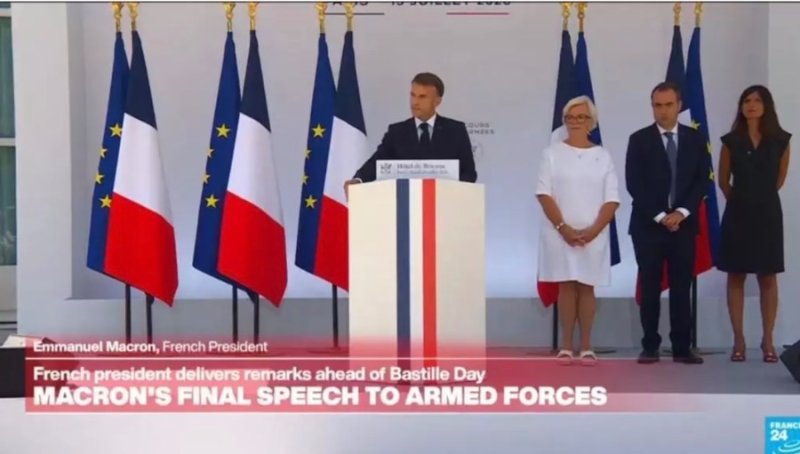 Macron ashimangira ko Ubufaransa bwakomeje gushora imari mu gisirikare