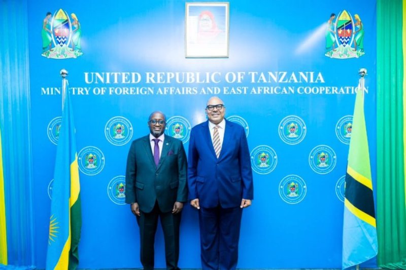Minisitiri Nduhungirehe ari muri Tanzania mu ruzinduko rw'akazi