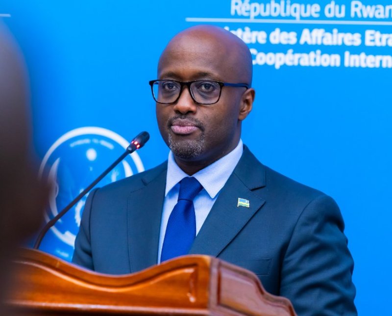 Nduhungirehe yamaganye amasezerano DRC yagiranye n'umutwe w'iterabwoba wa FDLR